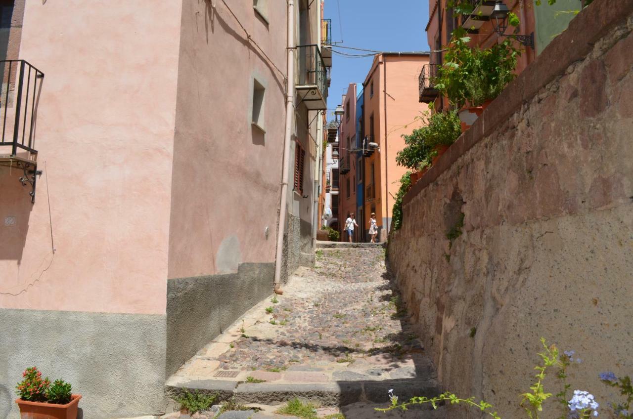 La Casa Di Angelo Otel Bosa Dış mekan fotoğraf