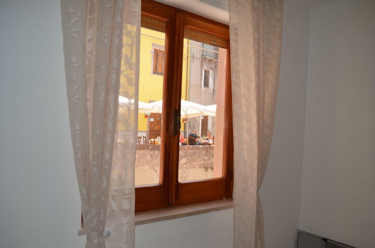 La Casa Di Angelo Otel Bosa Dış mekan fotoğraf
